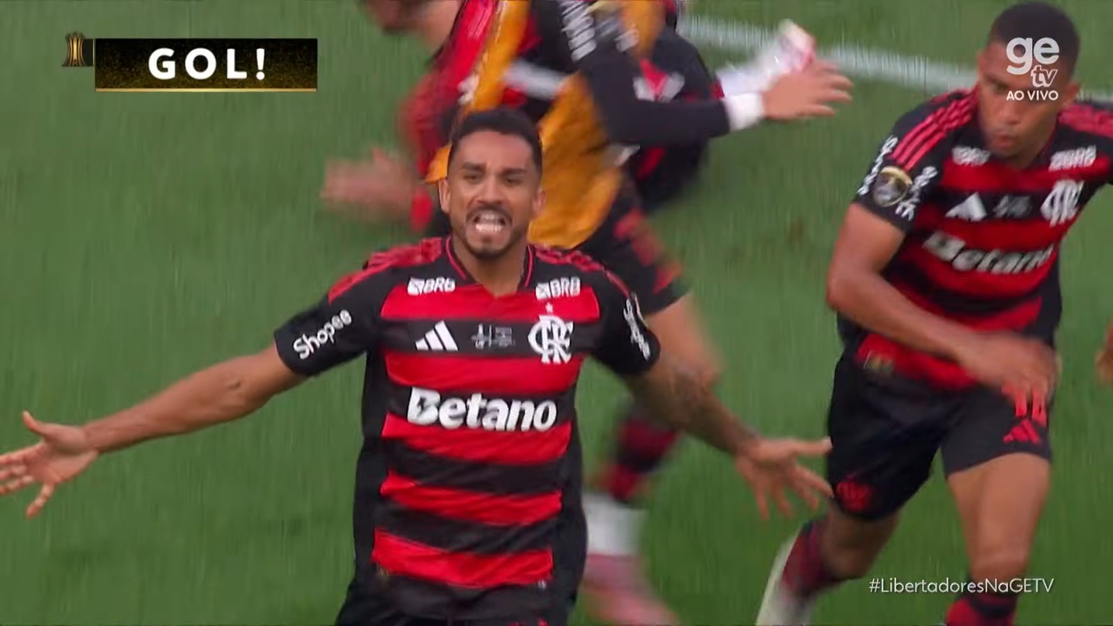 Campeão! Flamengo derrota Palmeiras e se torna primeiro brasileiro tetracampeão da Libertadores