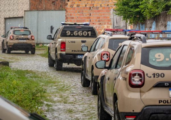 Polícia prende sete suspeitos de facção em busca de sequestradores