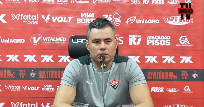 Vai ficar? Jair Ventura revela se deve continuar no Vitória em 2026