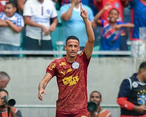 Luciano Juba, do Bahia, é convocado por Carlo Ancelotti para amistosos da Seleção Brasileira