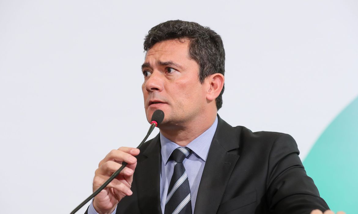 Moro lidera disputa pelo governo do Paraná com até 47,5%, aponta pesquisa