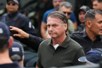 PF vê indícios de que esquema do INSS continuou ativo durante gestão Bolsonaro