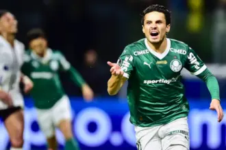 Histórico! Palmeiras vence LDU por 4x0, reverte placar da ida e avança para final da Libertadores