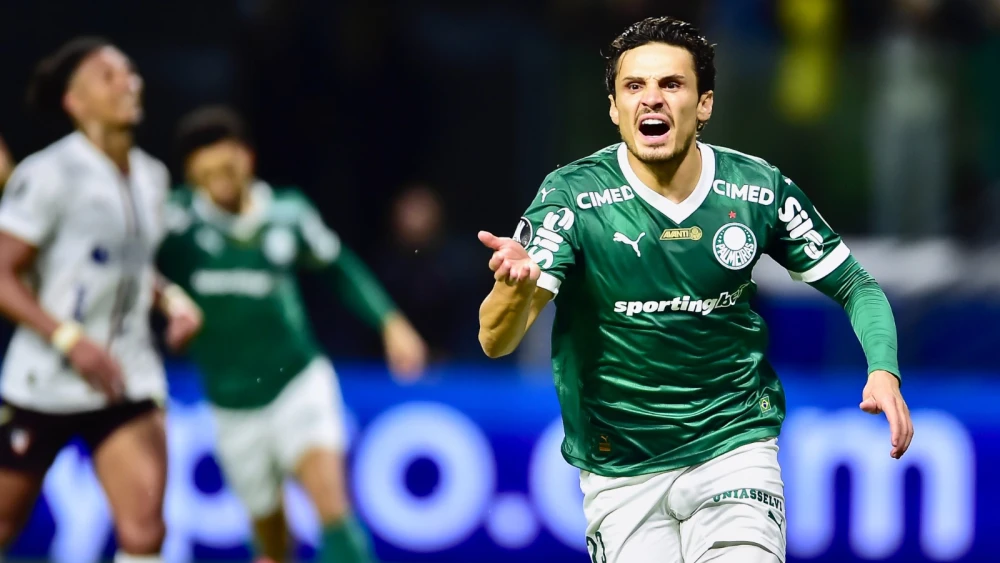Histórico! Palmeiras vence LDU por 4x0, reverte placar da ida e avança para final da Libertadores