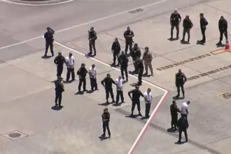 Líderes do Comando Vermelho são transferidos para presídios federais