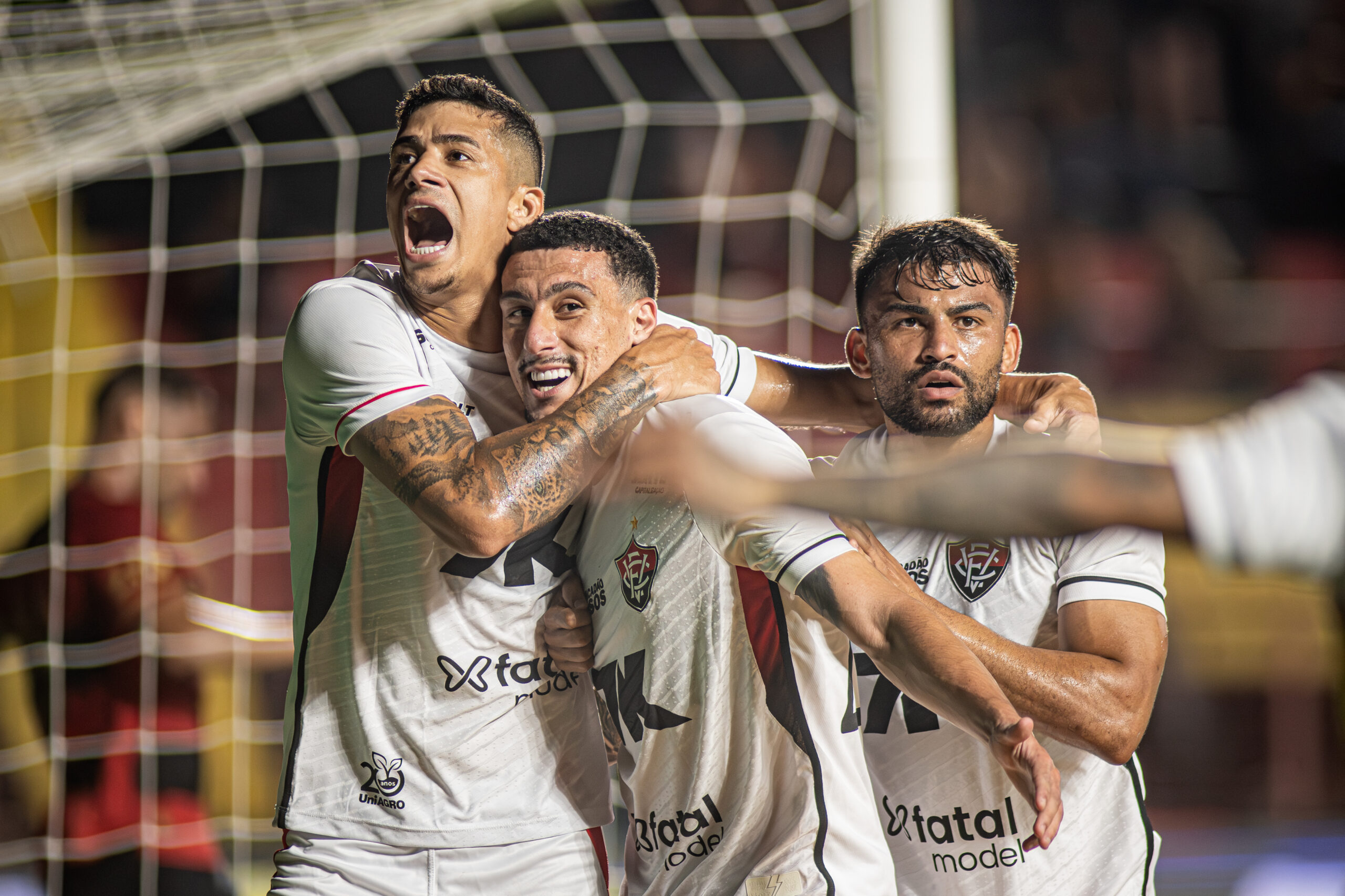 Vitória vence Sport na Ilha do Retiro e deixa o Z-4