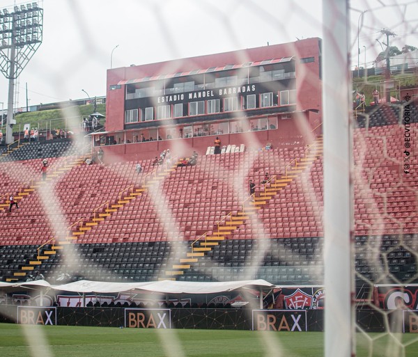 Vitória recebe Botafogo no Barradão para se manter fora do Z-4; veja prováveis escalações