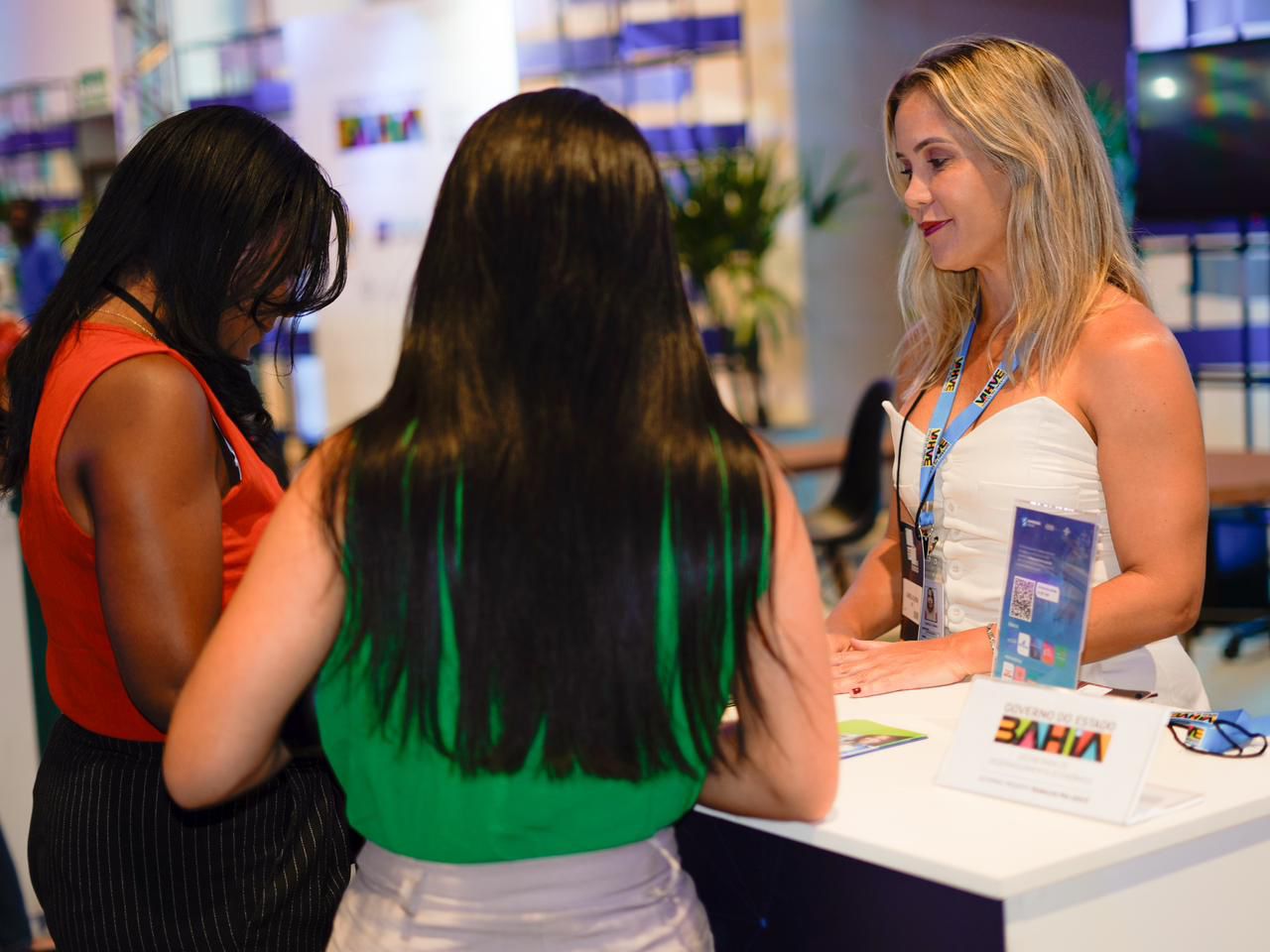 SDE participa do Summit de Negócios Made in Bahia e apresenta programas de incentivo ao desenvolvimento econômico