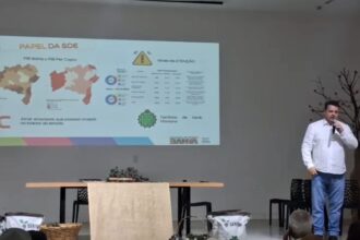 SDE marca presença no 1º seminário Territorial da Mamona realizado no município de Lapão