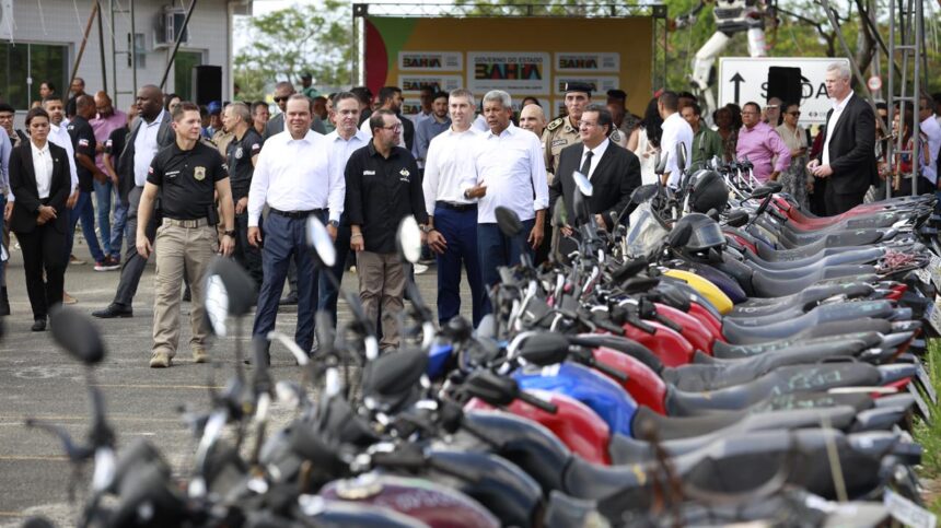 Governo entrega veículos recuperados no Dia D da Operação Ressonância