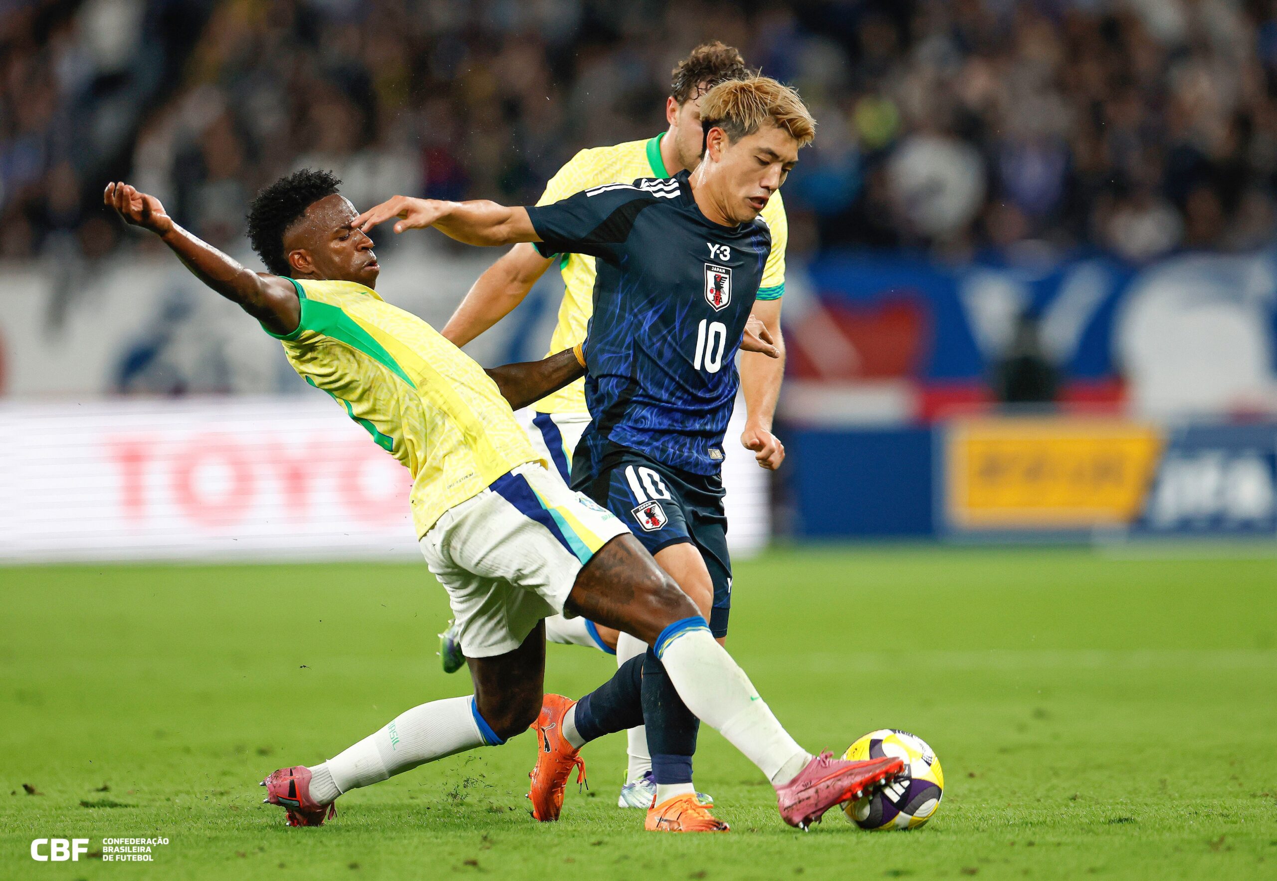 Zagueiro Gabriel Magalhães é cortado da seleção brasileira