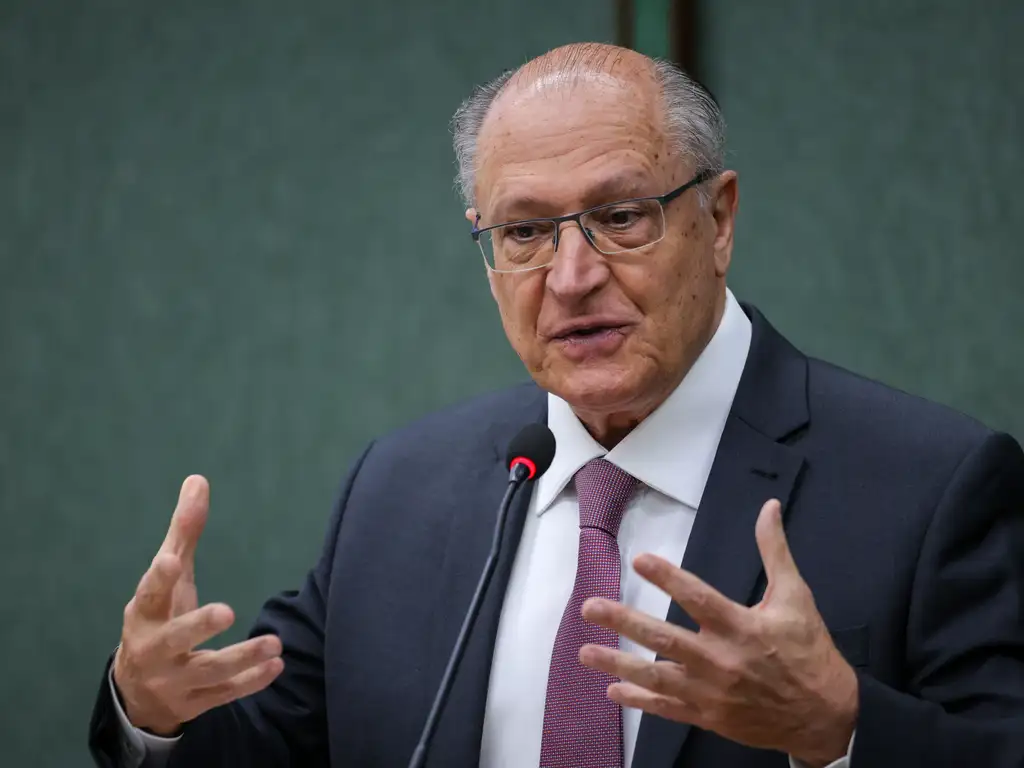 Alckmin destaca passo de US$ 9,7 bilhões na redução de tarifas