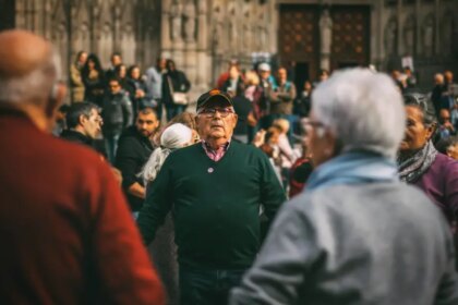 Envelhecimento e Saúde: Impactos na Força de Trabalho e PIB