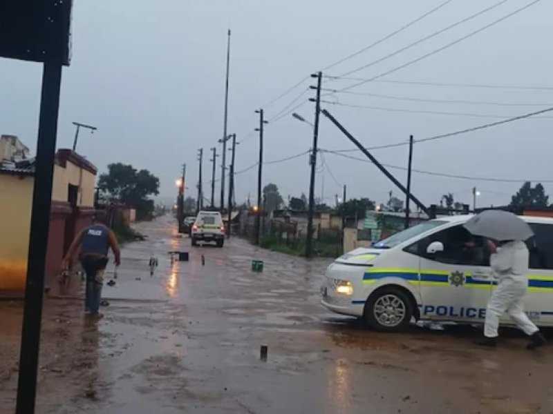Tiroteio Fatal na África do Sul: 9 Mortos e Mistério Revelado