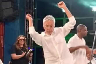 Caetano Veloso: Dança Vibrante aos 83 e Encanta a Plateia!