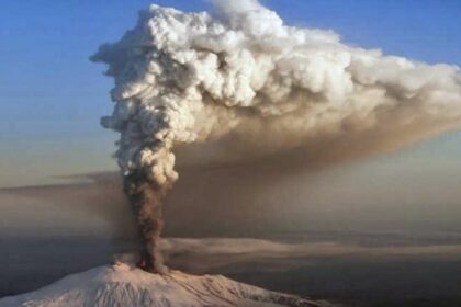 Vulcão Etna em Erupção: Alerta da Defesa Civil Surpreende Itália!