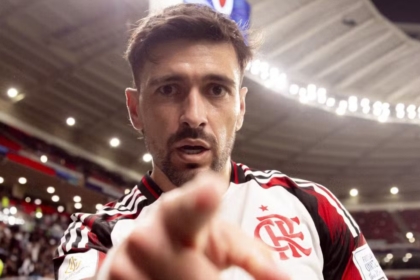 Arrascaeta concorre a prêmio de melhor jogador com Messi e mais um; saiba detalhes