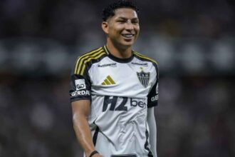 Atacante sondado pelo Bahia se aproxima do Santos