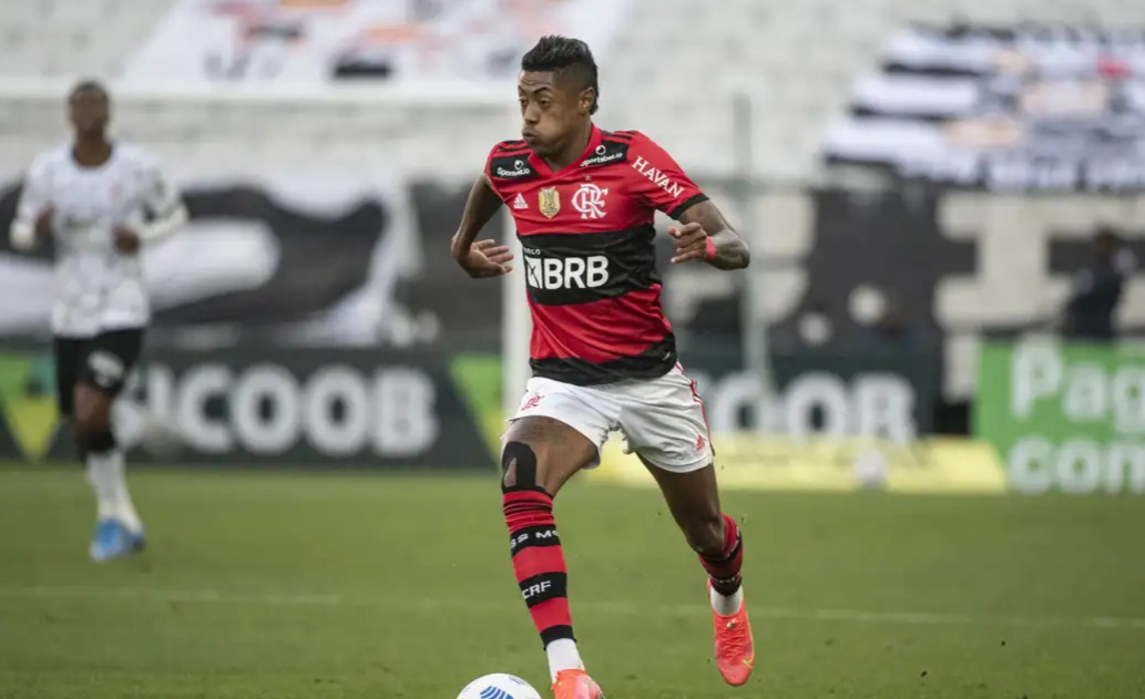 Bruno Henrique, do Flamengo, vira réu por estelionato