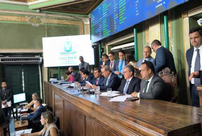 Câmara aprova PPA 2026–2029 e orçamento de 2026 em última sessão legislativa do ano