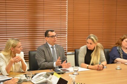 SDE discute oportunidade de cooperação entre a Rússia e a Bahia na indústria naval