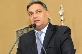 Deputados indicam Luciano Araújo ao TCE e ampliam disputa por vaga na Corte