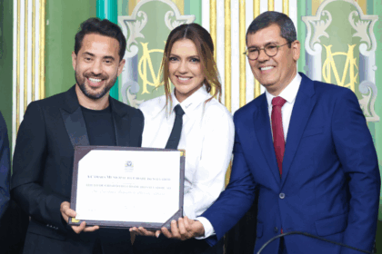Meia do Bahia, Everton Ribeiro recebe título de cidadão soteropolitano