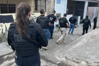 Polícia captura suspeitos de triplo homicídio de técnicos em Salvador