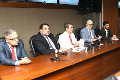 Nome de Josias Gomes é aprovado na CCJ para cargo de conselheiro do TCE