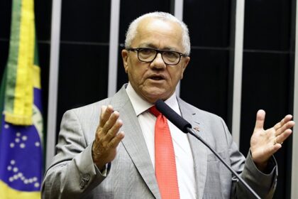 Indicação de Josias Gomes ao cargo de conselheiro do TCE chega à Assembleia