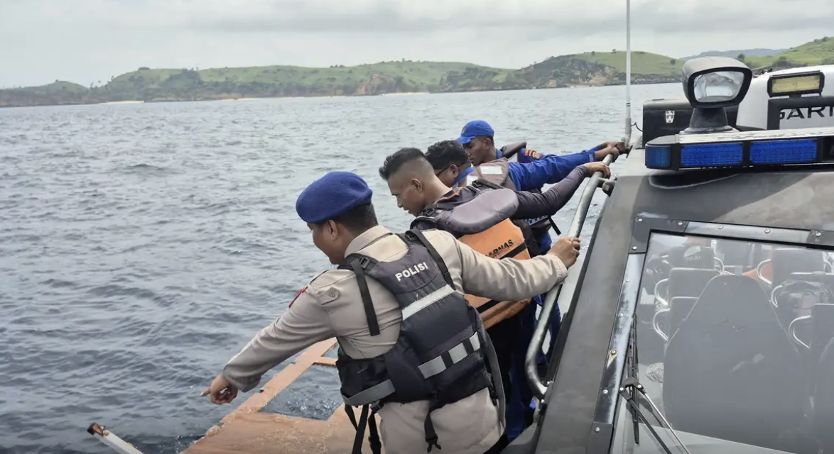 Naufrágio na Indonésia mata técnico do Valencia e três filhos