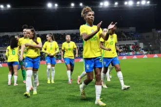 Seleção feminina fecha 2025 em 6º no ranking da Fifa e obtém melhor posição em 12 anos