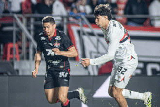 Tudo ou nada! Vitória enfrenta São Paulo em busca da permanência na Série A