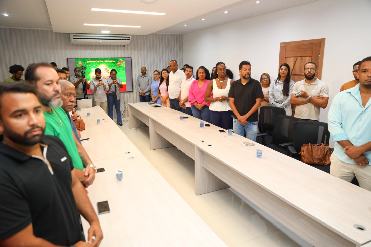 Prefeitura e CDL lançam sorteio de carro e moto no "Natal de Luz"