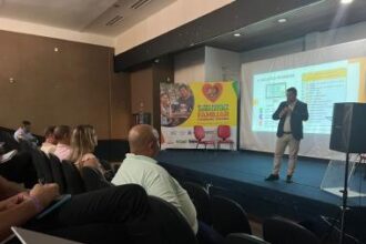 SDE apresenta estratégia dos “Projetos Indutores” para equipe do PAS Nordeste na Bahia. O órgão expôs a ação dentro da 16ª Feira Baiana da Agricultura Familiar e Economia Solidária (FEBAFES)