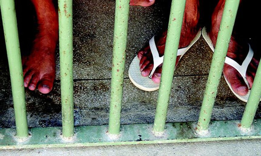 Debate sobre prisão perpétua avança após fala de Tarcísio