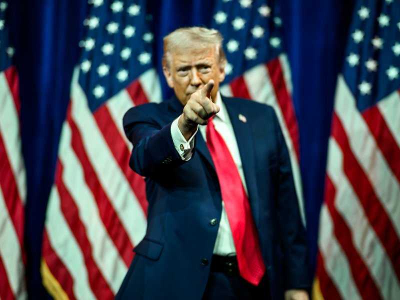 Groenlândia em jogo: Trump avalia compra sem força, revela Casa Branca