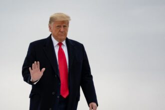 Trump ameaça impor tarifas a países contrários à tentativa de anexar Groenlândia: o que está por trás?