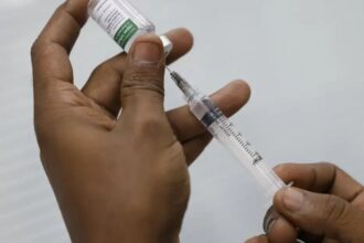 Vacinação contra Covid-19 no Brasil: 5 anos de esperança e superação