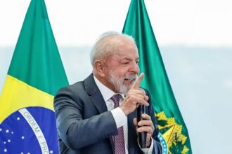 Lula critica Trump: o presidente quer 'Governar o mundo pelo Twitter'