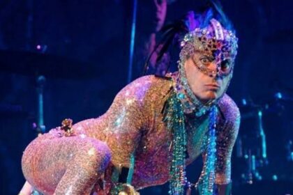 Ney Matogrosso ou Caetano? Viraliza Confusão em Salvador!