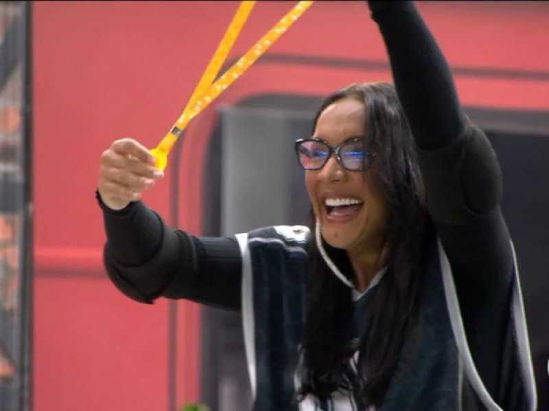 Maxiane Faz História: Primeira 'Pipoca' a Liderar em 2026!