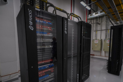 Brasil lidera investimentos de US$ 3 trilhões em data centers na América Latina
