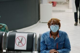 Como um Novo Método Reduz Vieses em IA Médica Combinando Desempenho e Métricas de Equidade