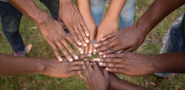Brasileira Contribui para Ampliar Diversidade Genética Africana em Bancos de Dados Públicos