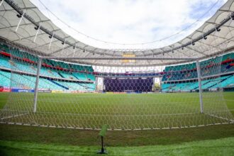 Líder do Baianão, Bahia encara Barcelona de Ilhéus com expectativa de força máxima