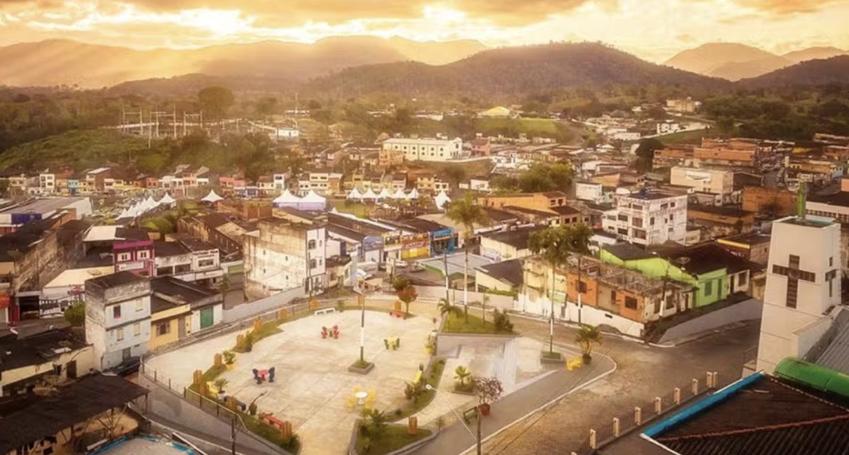 Polícia prende foragido há 14 anos por assassinato da mãe na Bahia