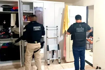 Polícia prende casal suspeito de liderar facção em Eunápolis