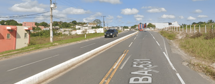 Encapuzados assaltam galpão e rendem vigilante em Camaçari