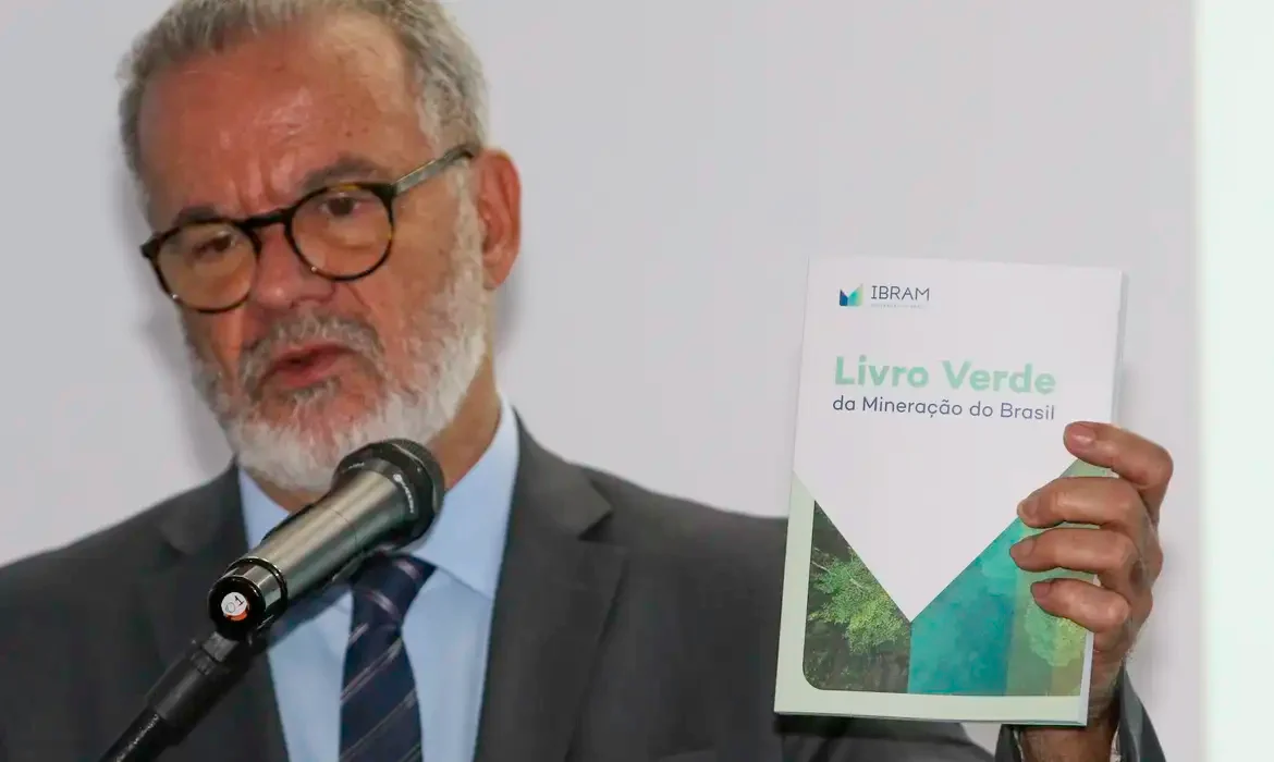Ex-ministro da Segurança Pública Raul Jungmann morre aos 73 anos em Brasília